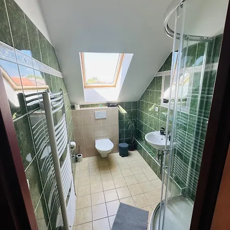 Restaurace - Bavorsky Dvur 3* Sezemice
