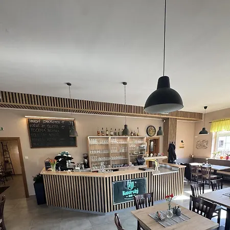 Vendégház Restaurace&penzion Bavorsky Dvur Sezemice