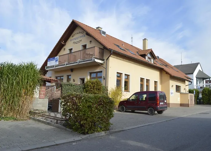 Restaurace - Bavorsky Dvur Sezemice