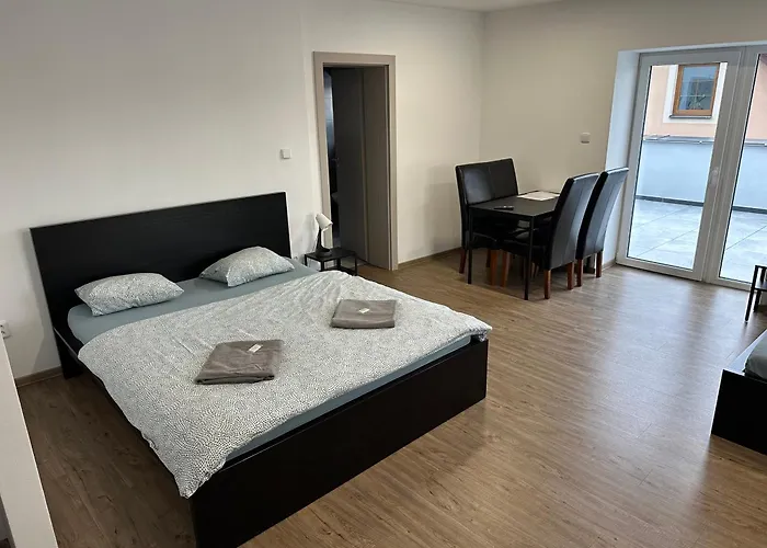 בית הארחה Restaurace - Bavorsky Dvur 3*